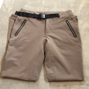 Columbia Titanium Omni shield tactical size 4 cold weather hiking pants EUC